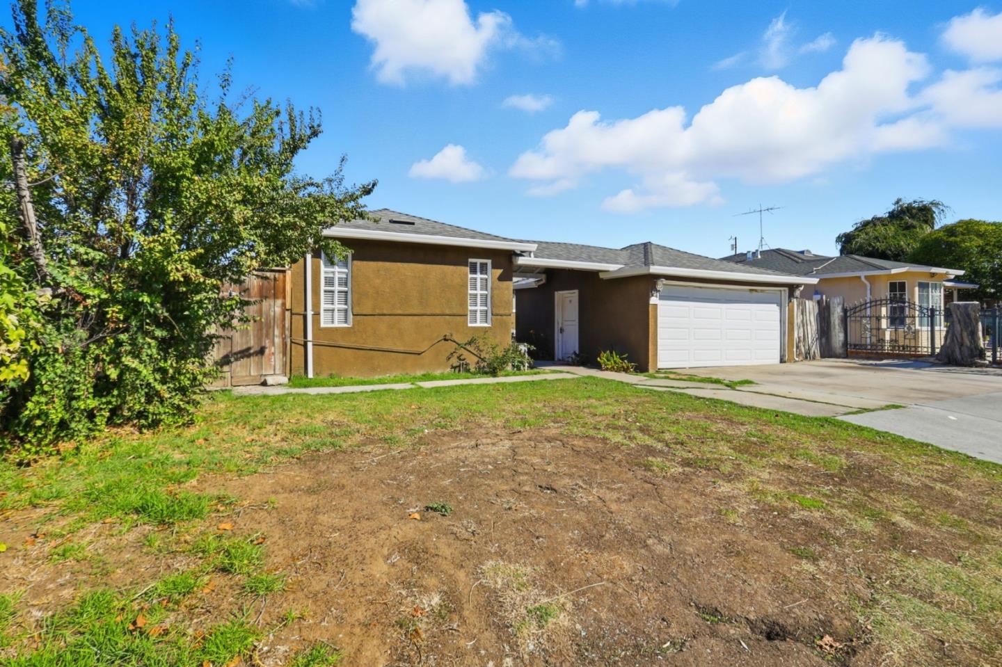 1007 Newbridge Street, East Palo Alto