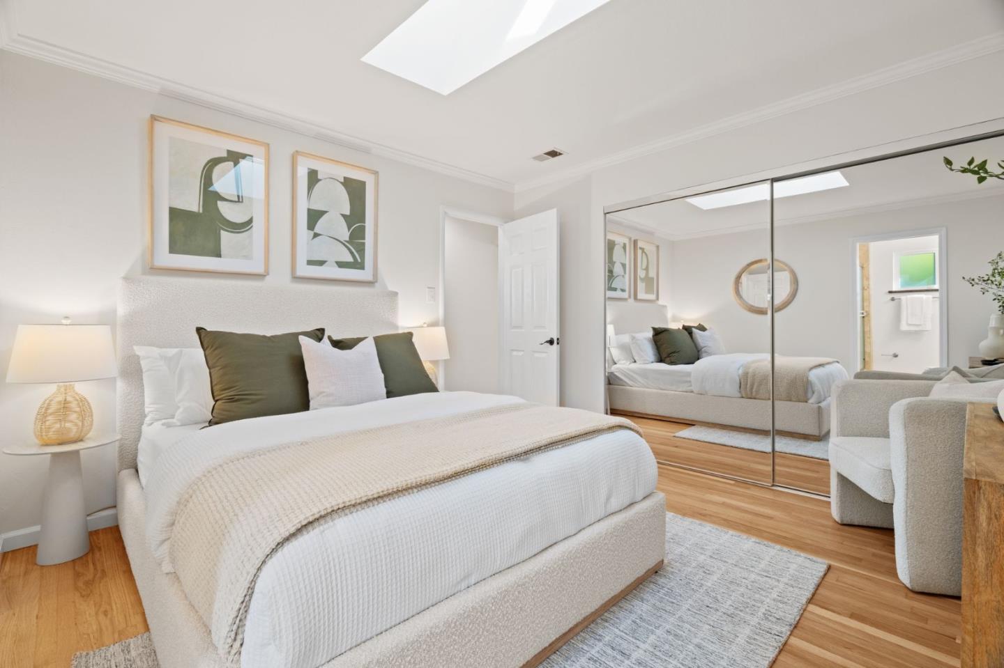 2267 Fenian Drive, Campbell