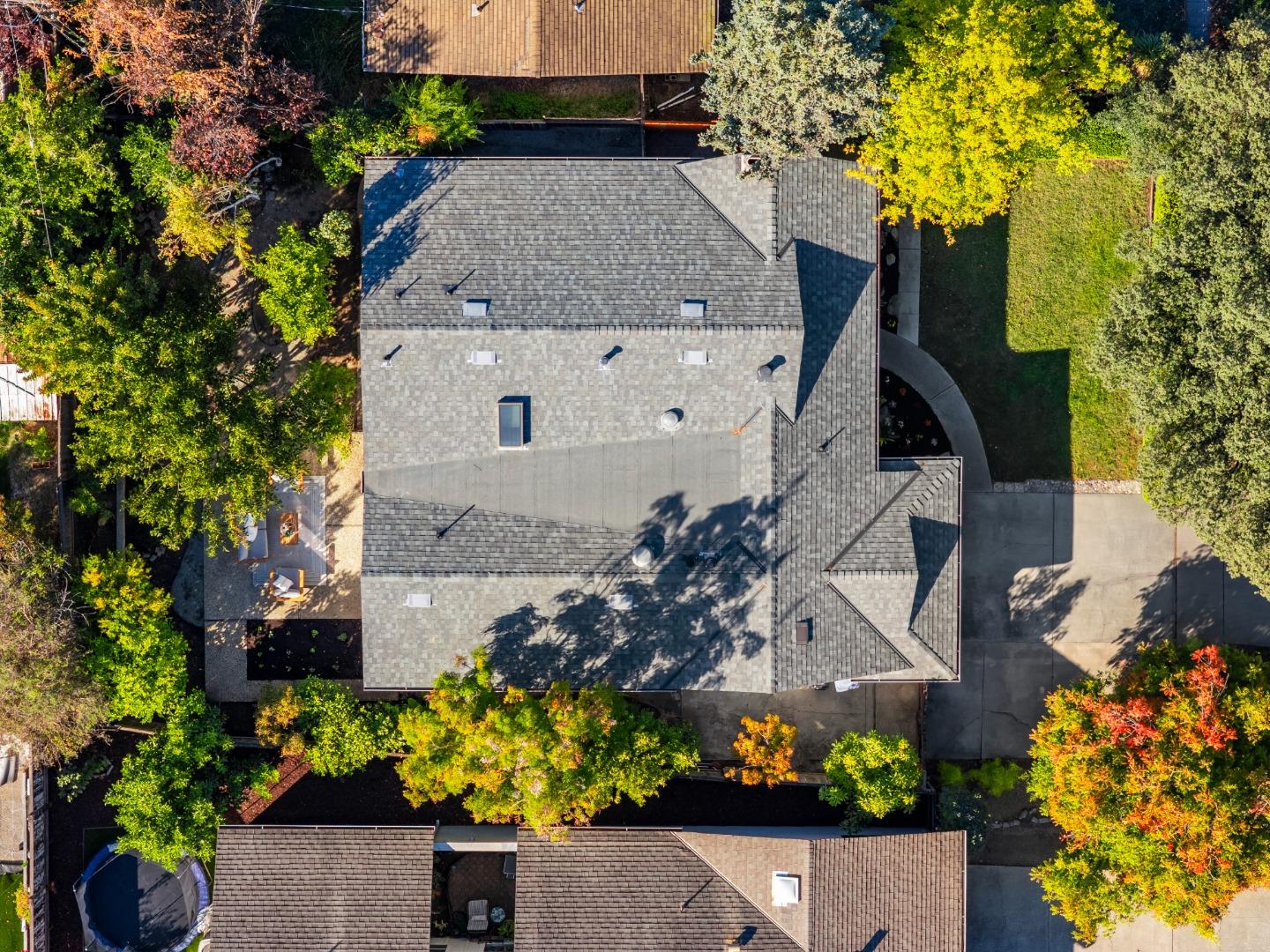 2267 Fenian Drive, Campbell