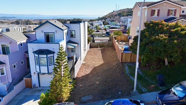 0 Accacia St