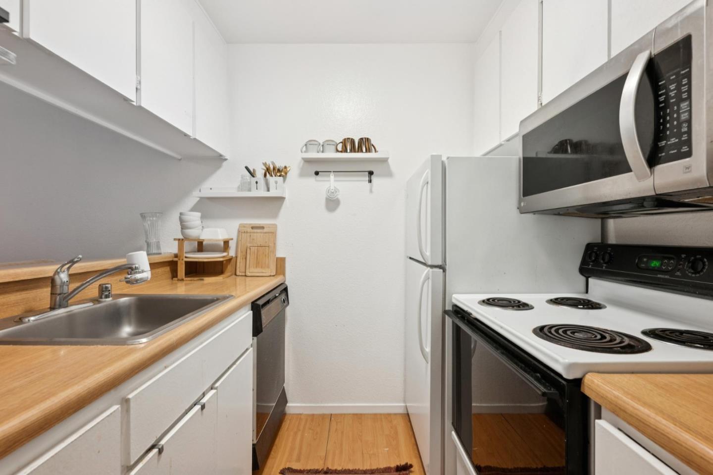 5232 Shelter Creek Lane