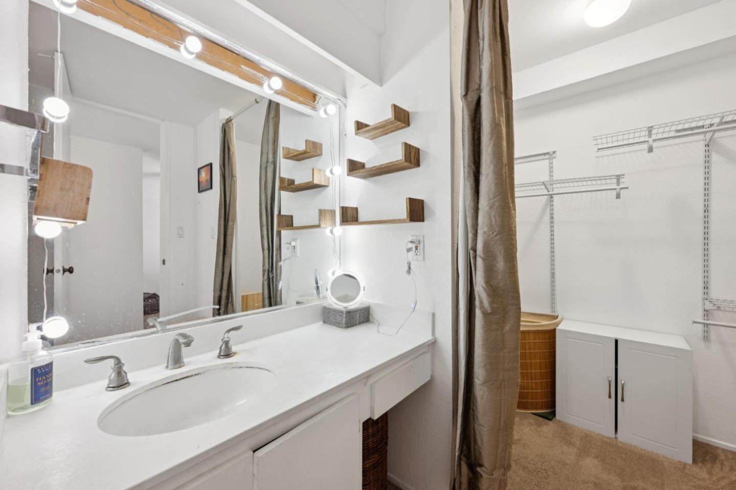 5232 Shelter Creek Lane