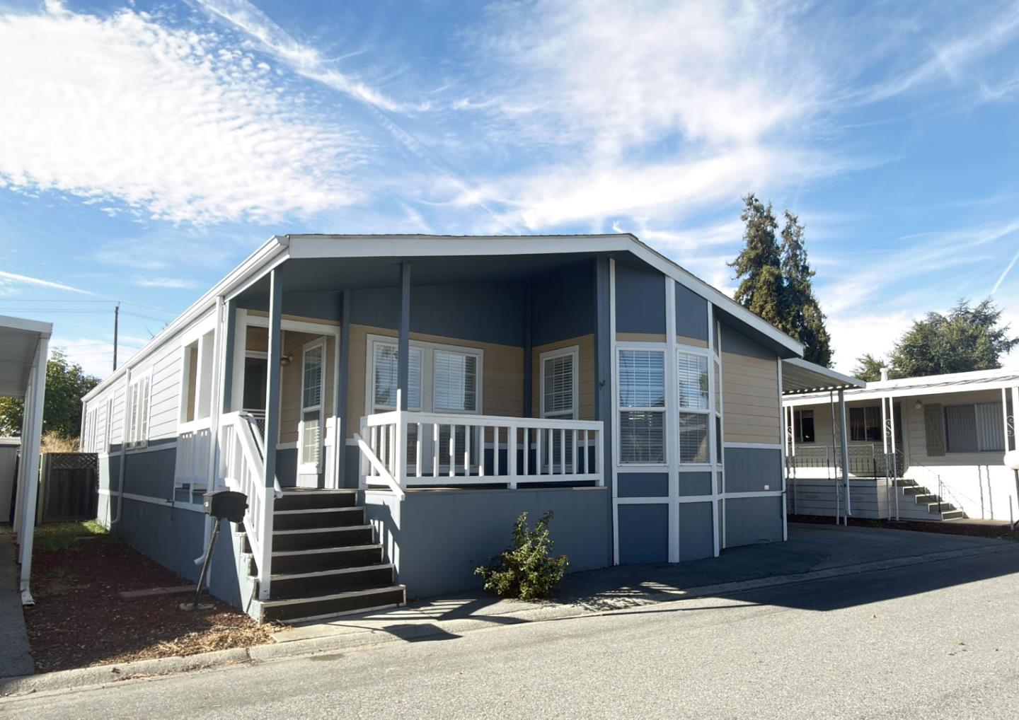 195 Blossom Hill Road Unit: 219