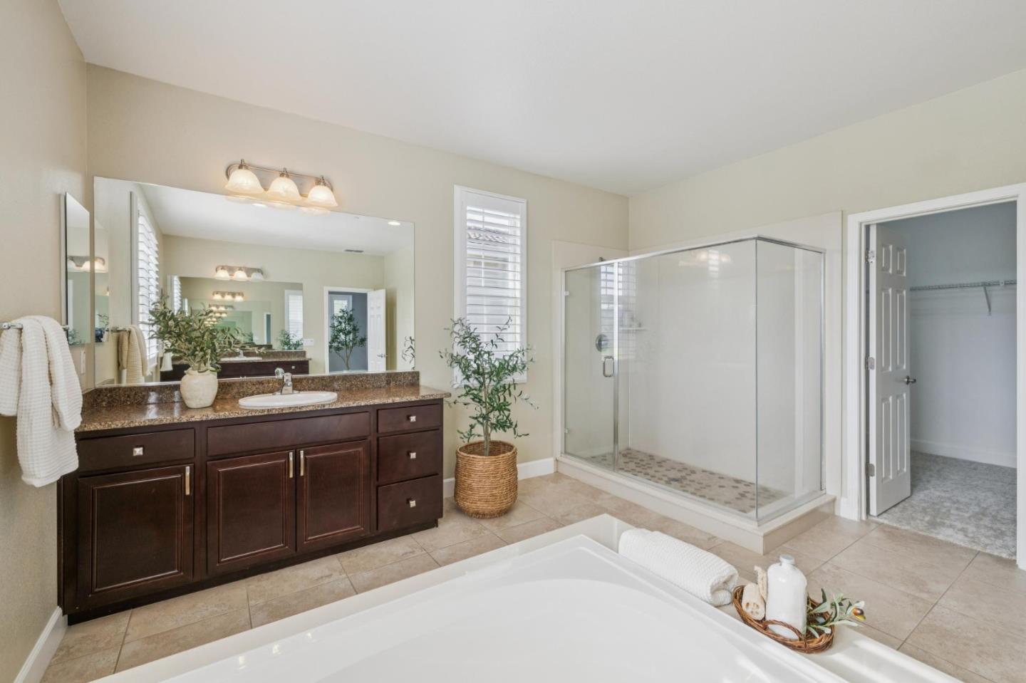 803 Sunrise Drive
