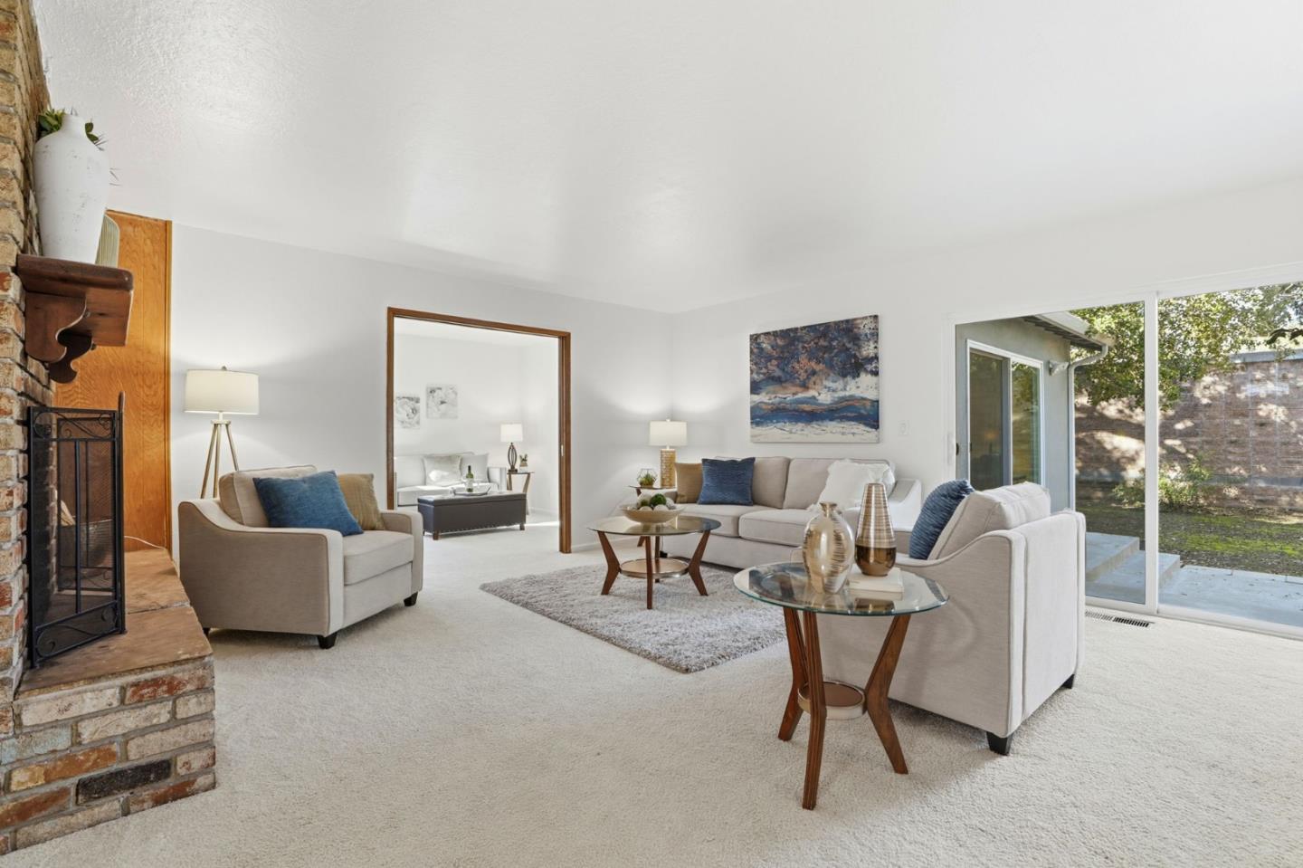 15581 Flintridge Drive