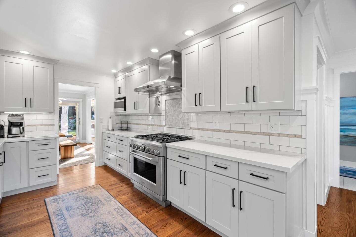 878 Miranda Green Street