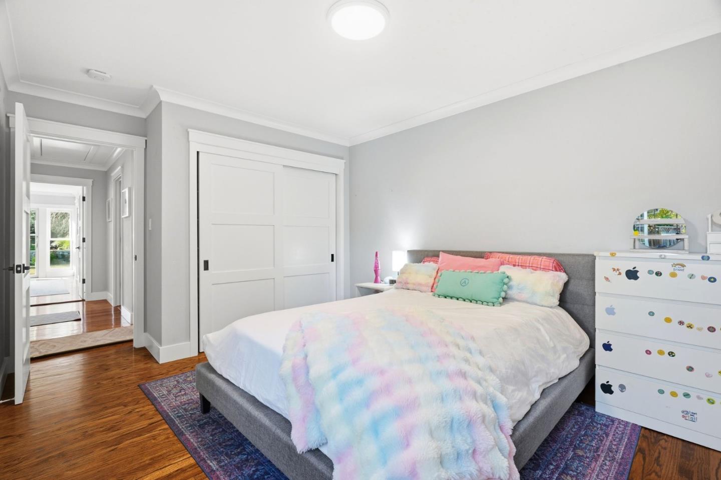 878 Miranda Green Street