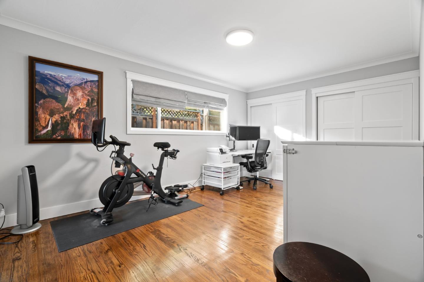 878 Miranda Green Street