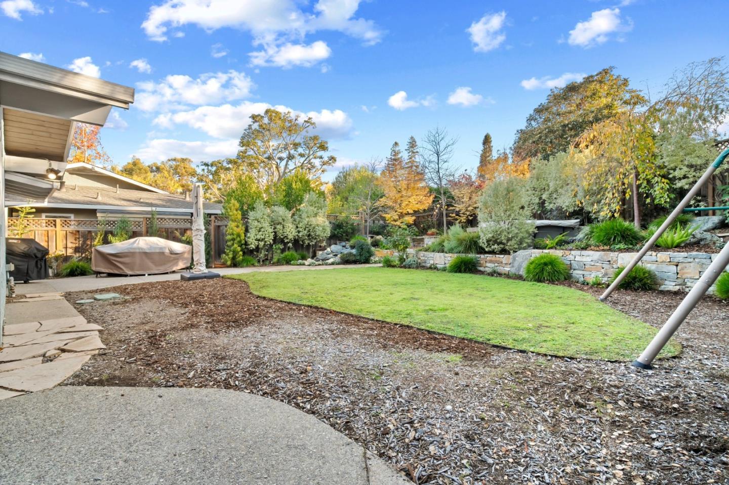 878 Miranda Green Street