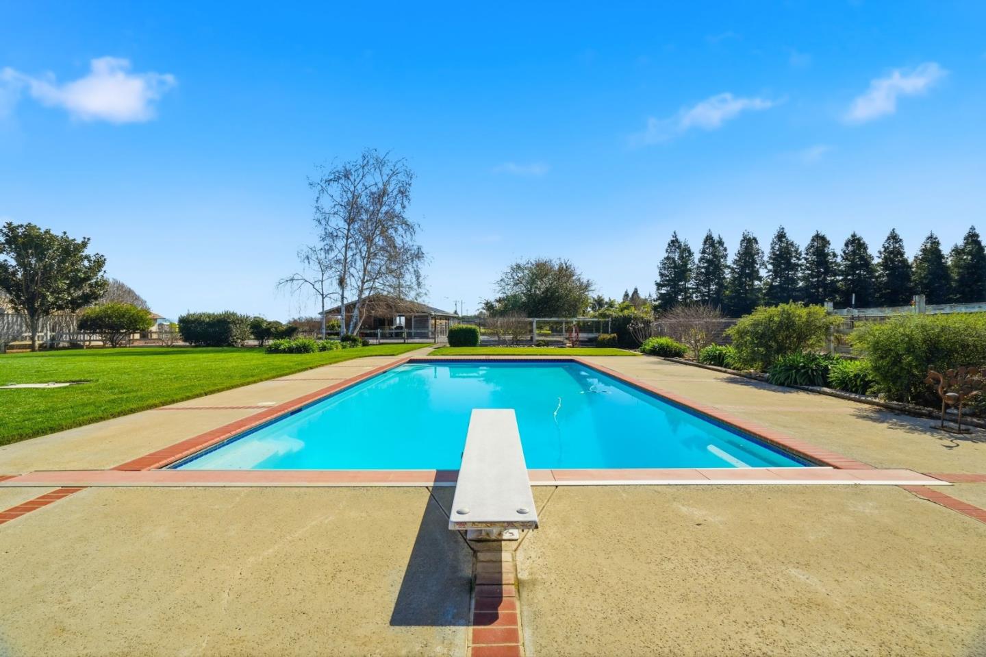 730 Lepa Court