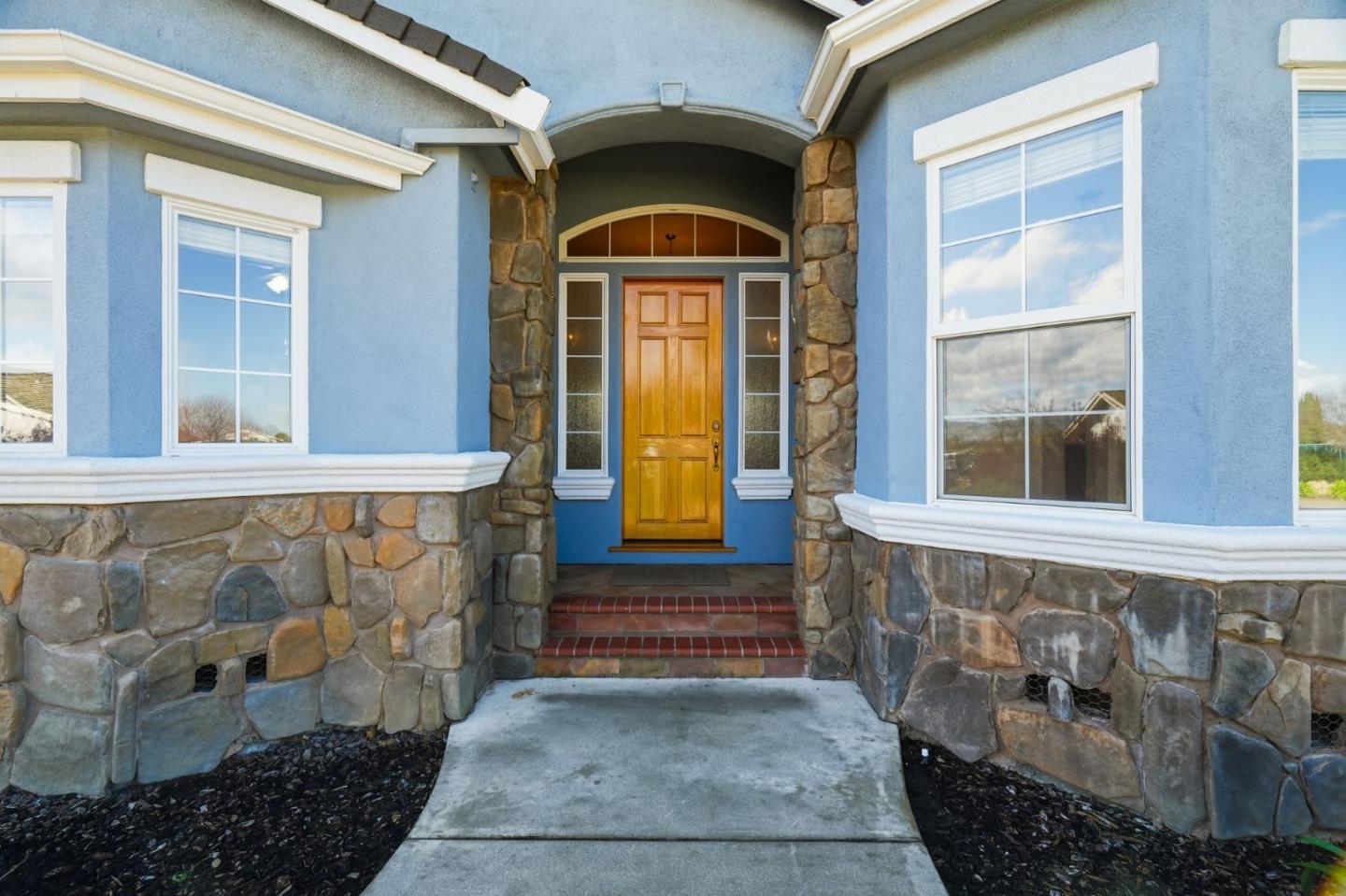 730 Lepa Court