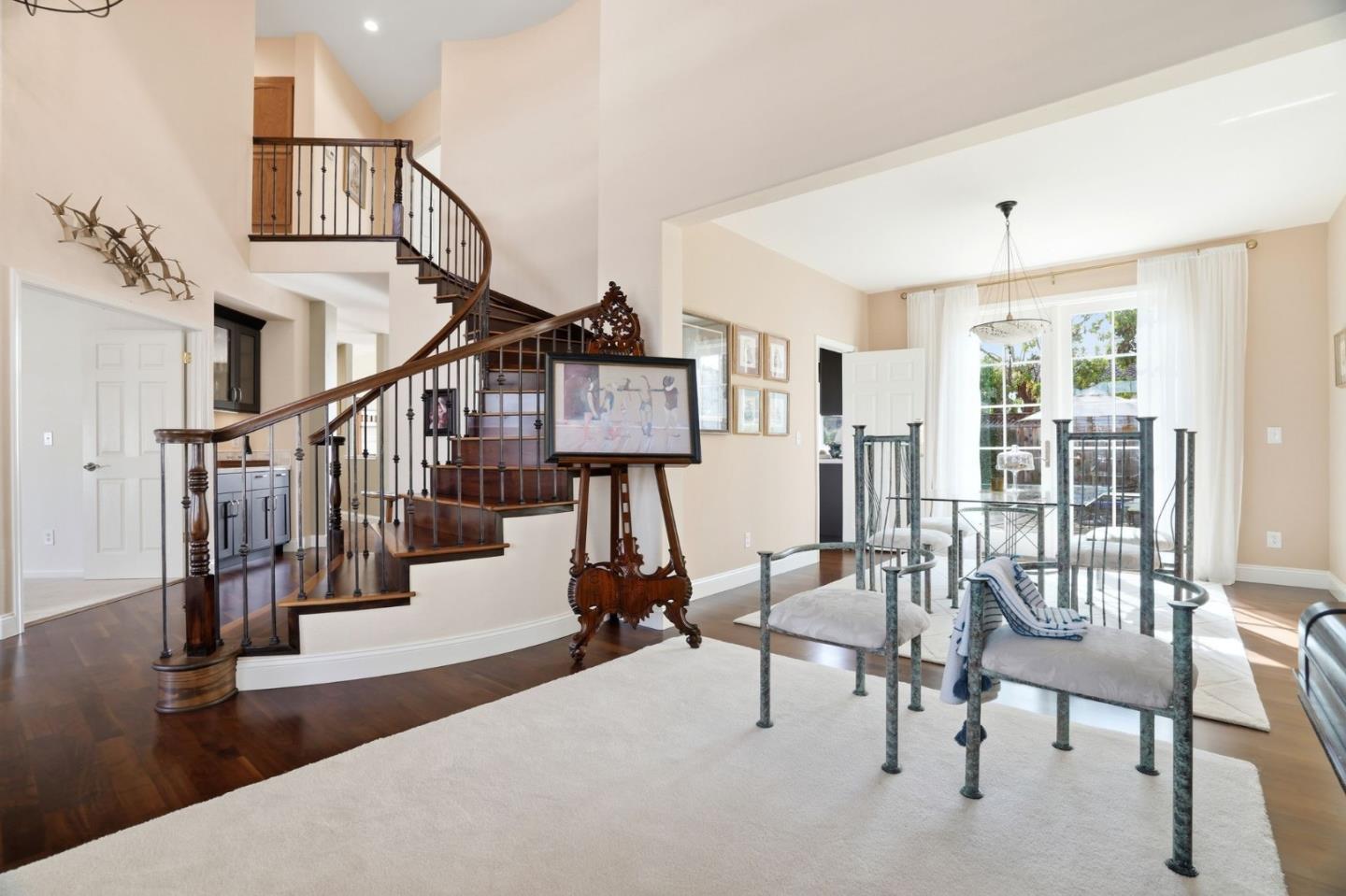 1404 Casablanca Circle