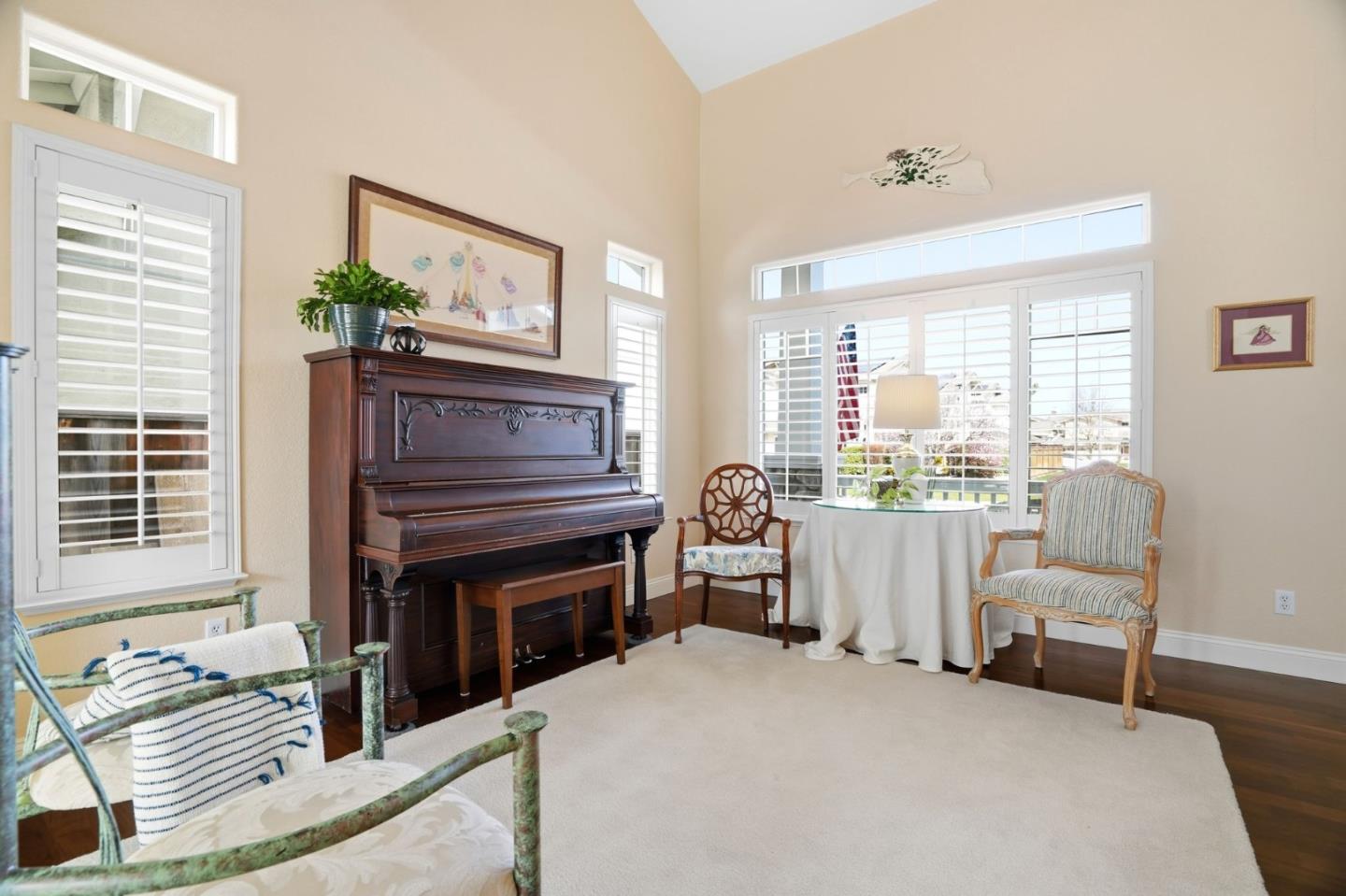 1404 Casablanca Circle