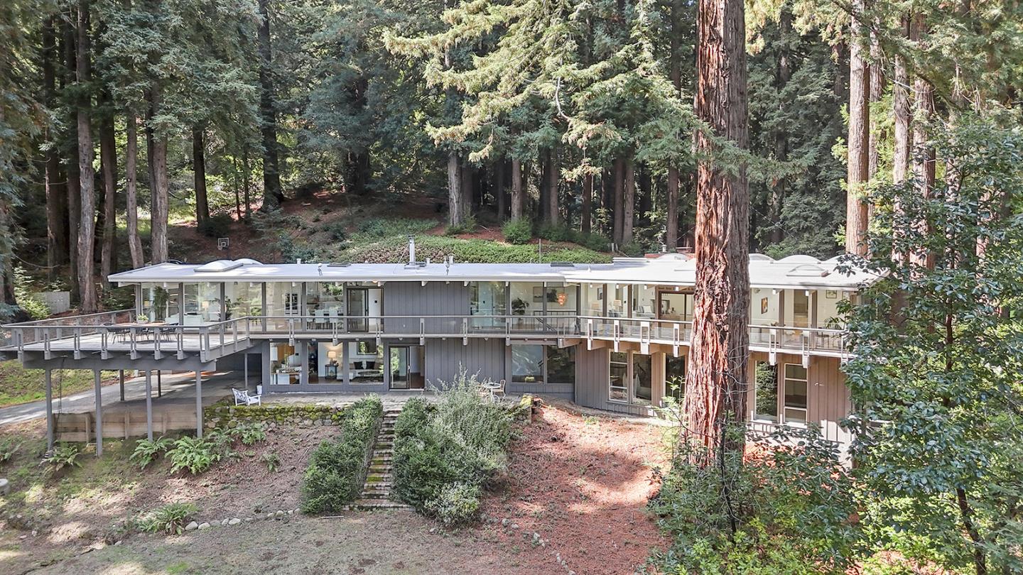 320 Grandview Drive