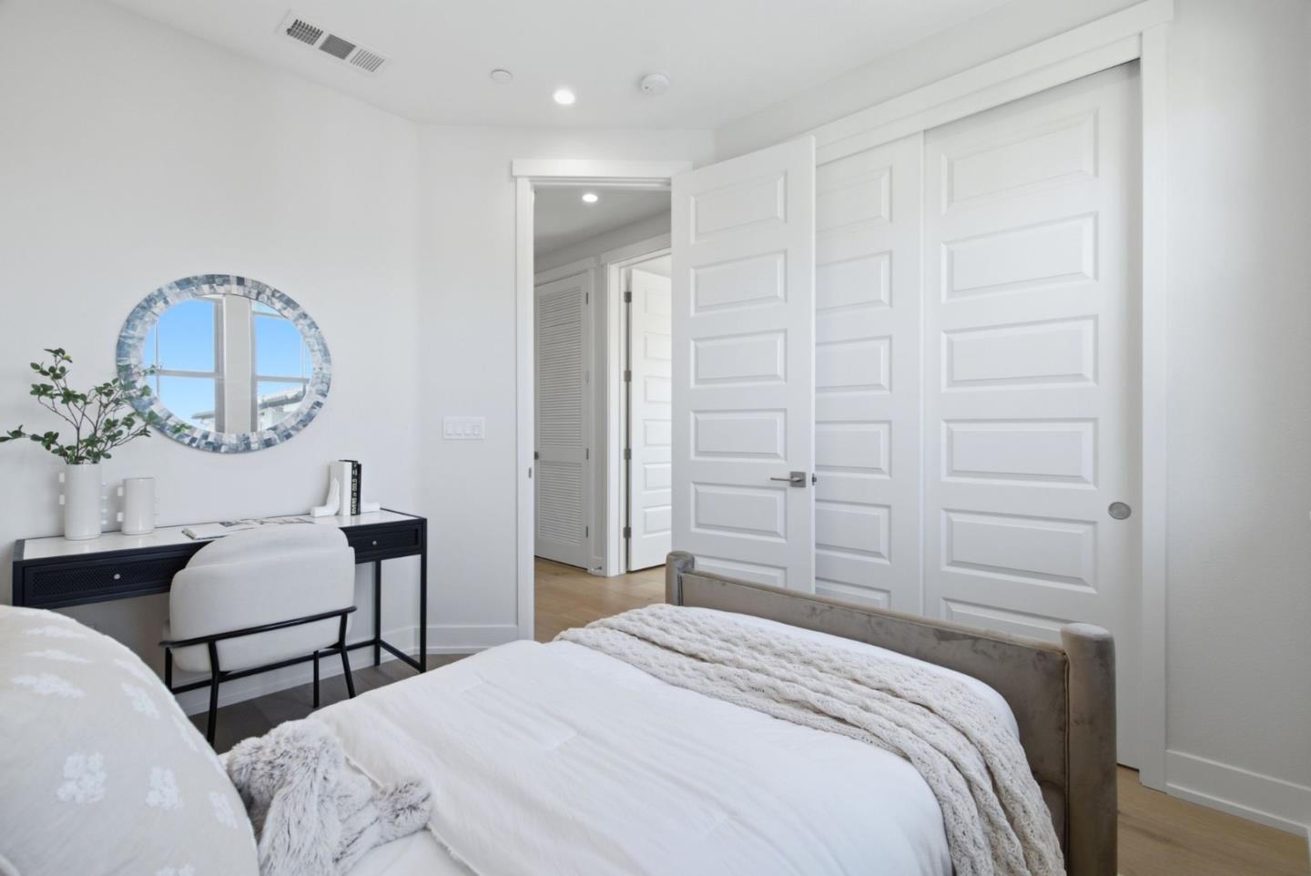 2348 Toledo Terrace