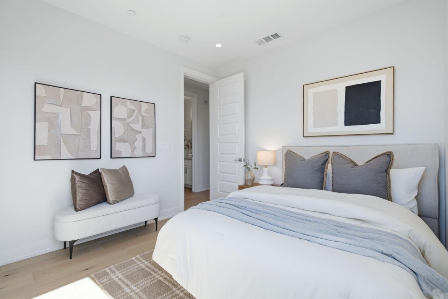 2348 Toledo Terrace
