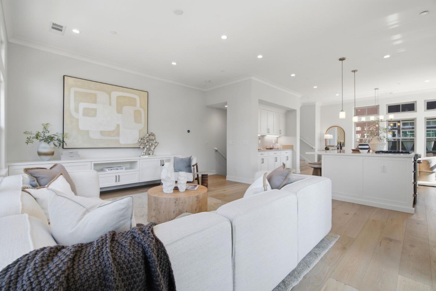 2348 Toledo Terrace