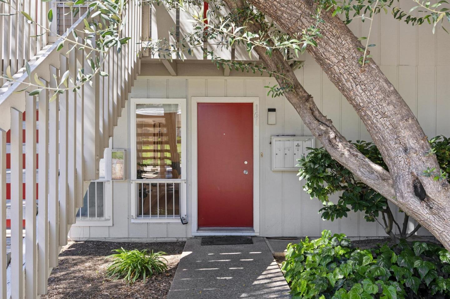 255 S Rengstorff Avenue # 161