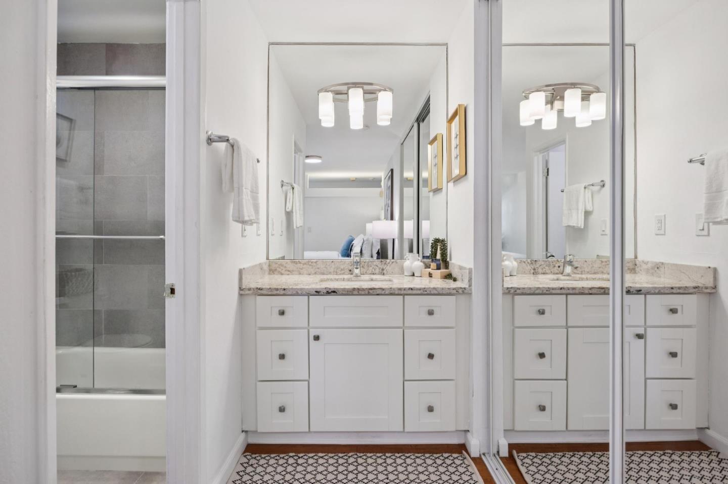 255 S Rengstorff Avenue # 161