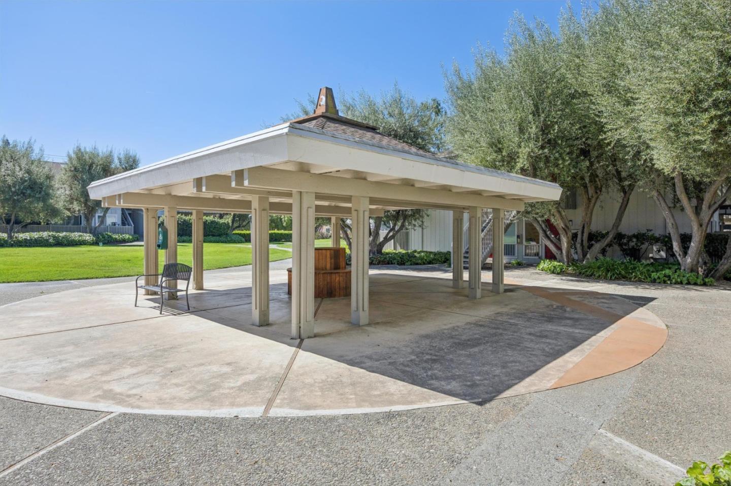 255 S Rengstorff Avenue # 161