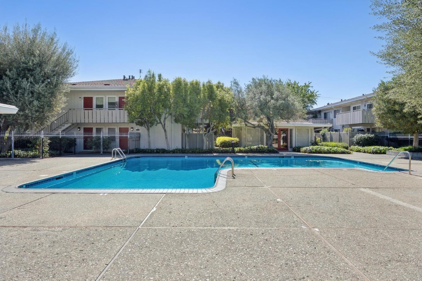 255 S Rengstorff Avenue # 161