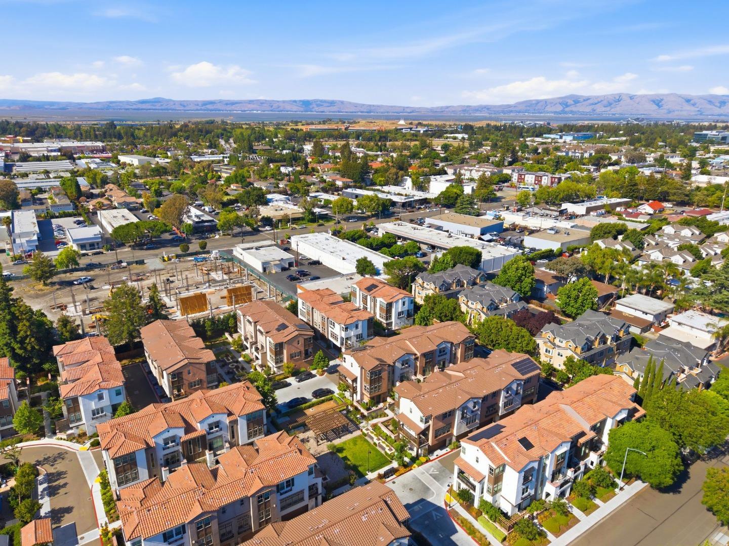 2348 Toledo Terrace