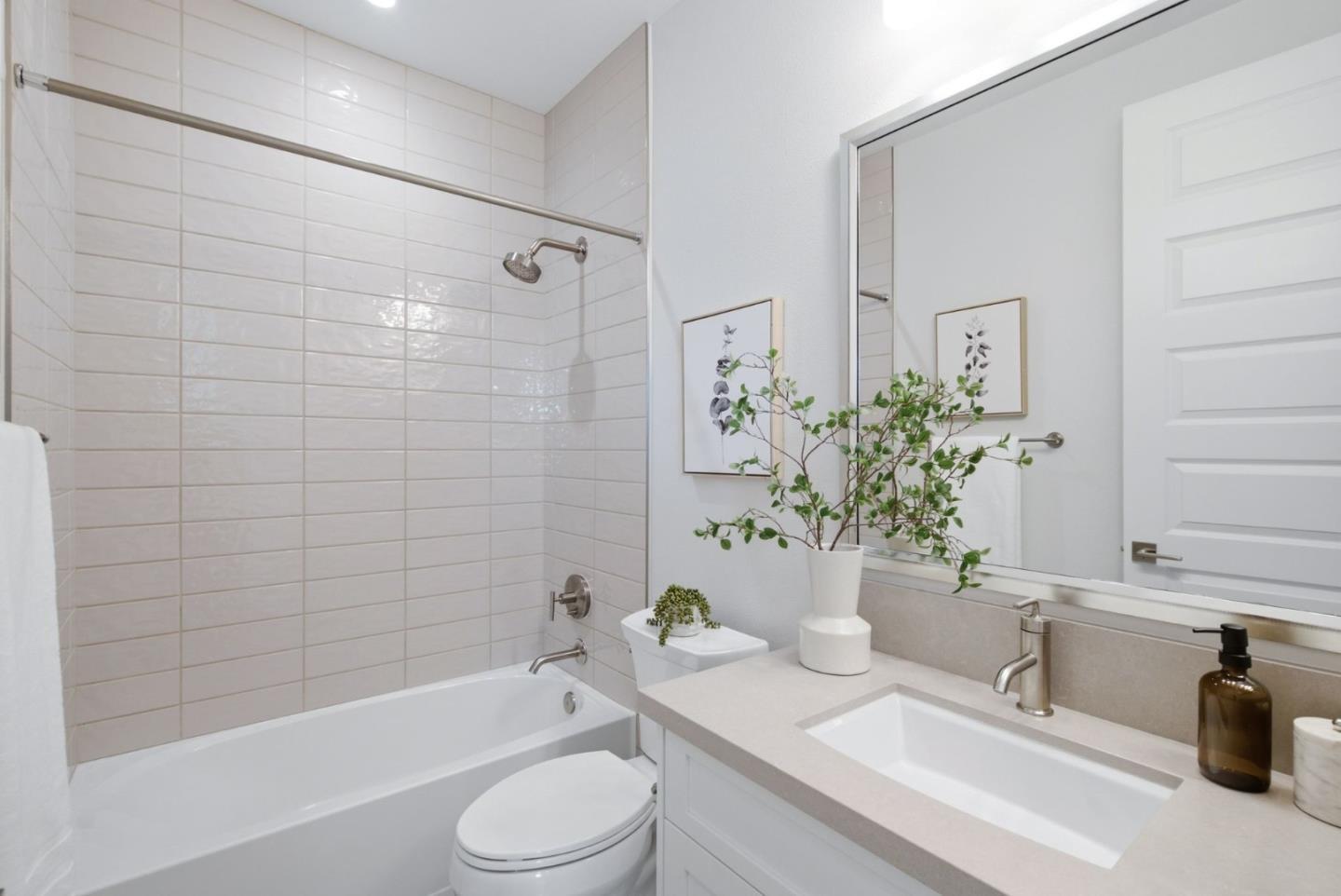2348 Toledo Terrace