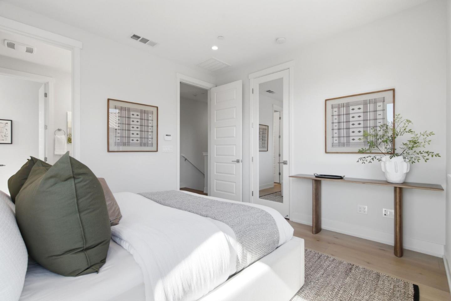 2348 Toledo Terrace
