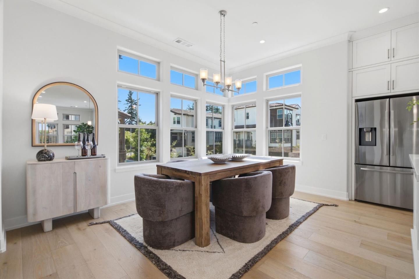 2348 Toledo Terrace