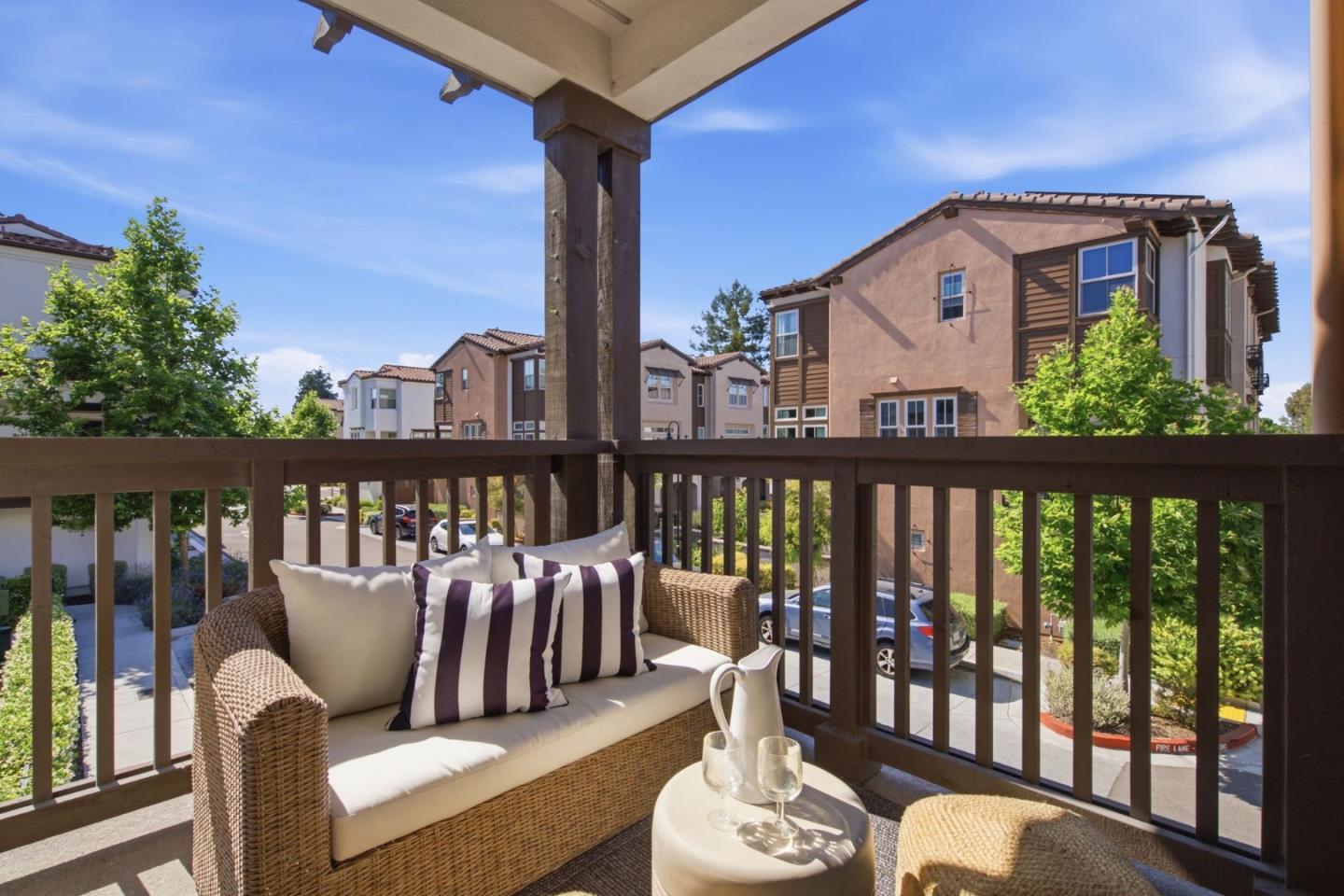 2348 Toledo Terrace