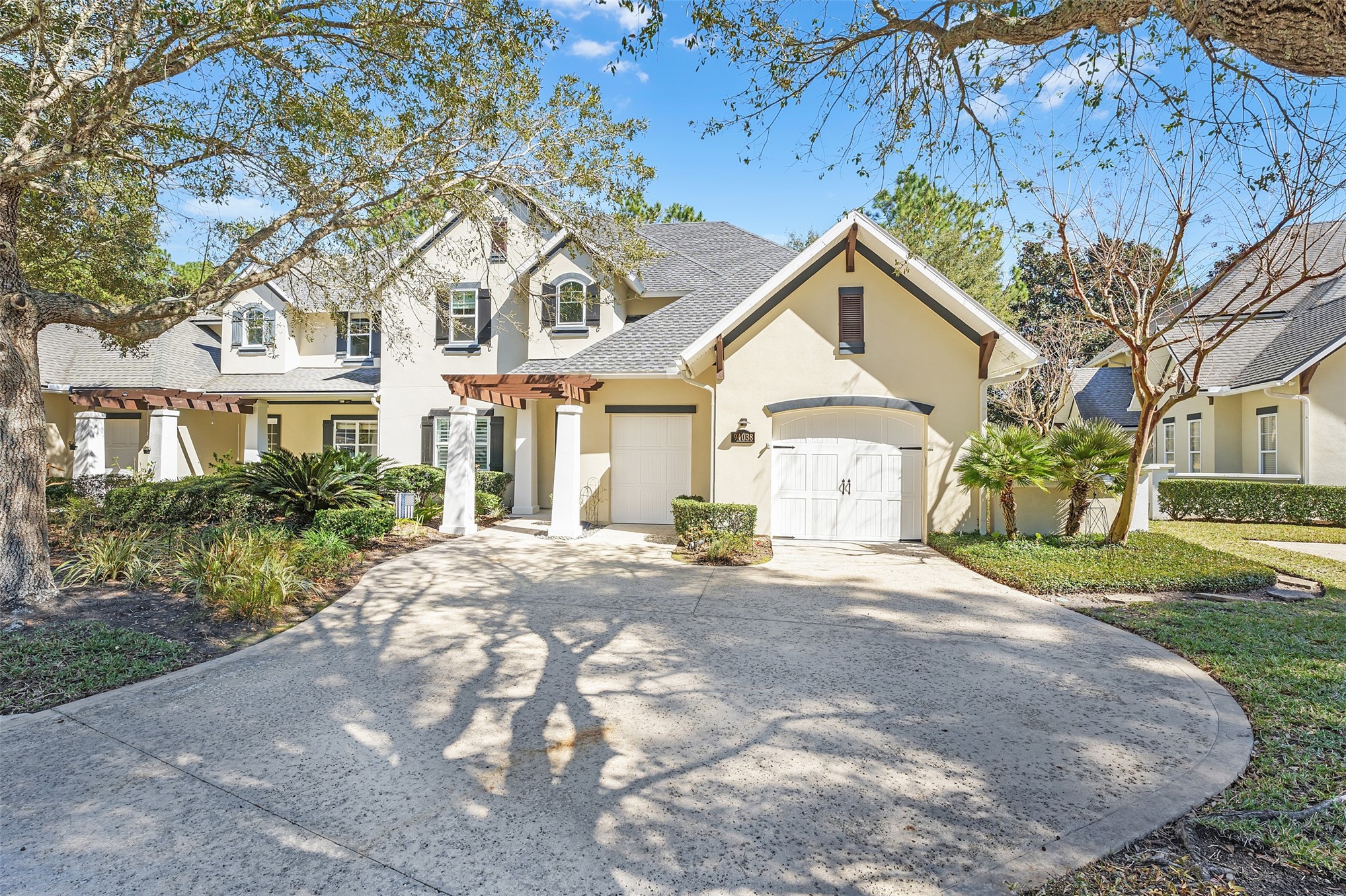 94038 HEMLOCK COURT