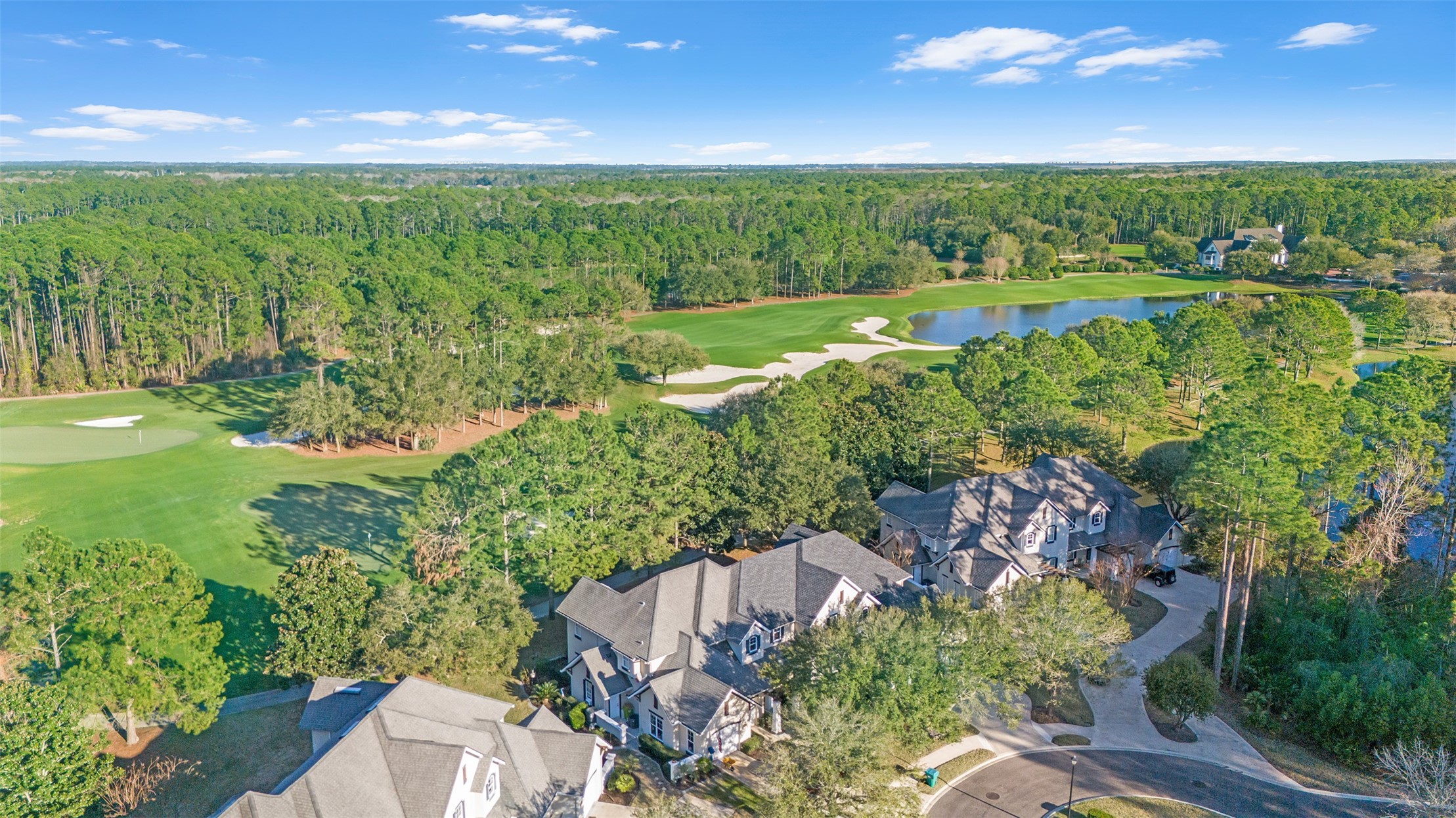 94038 HEMLOCK COURT