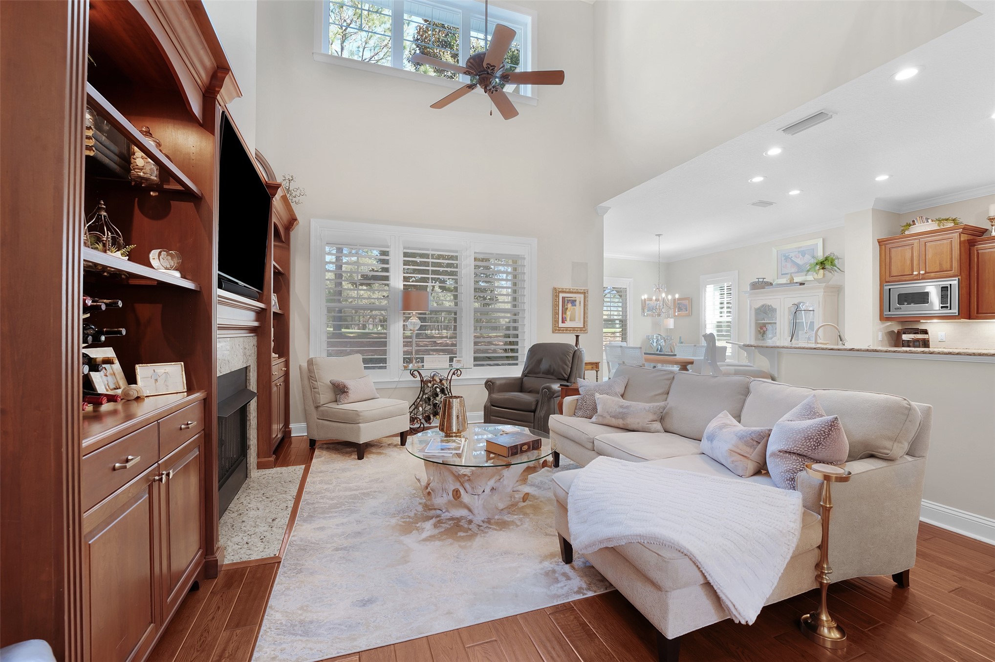 94038 HEMLOCK COURT
