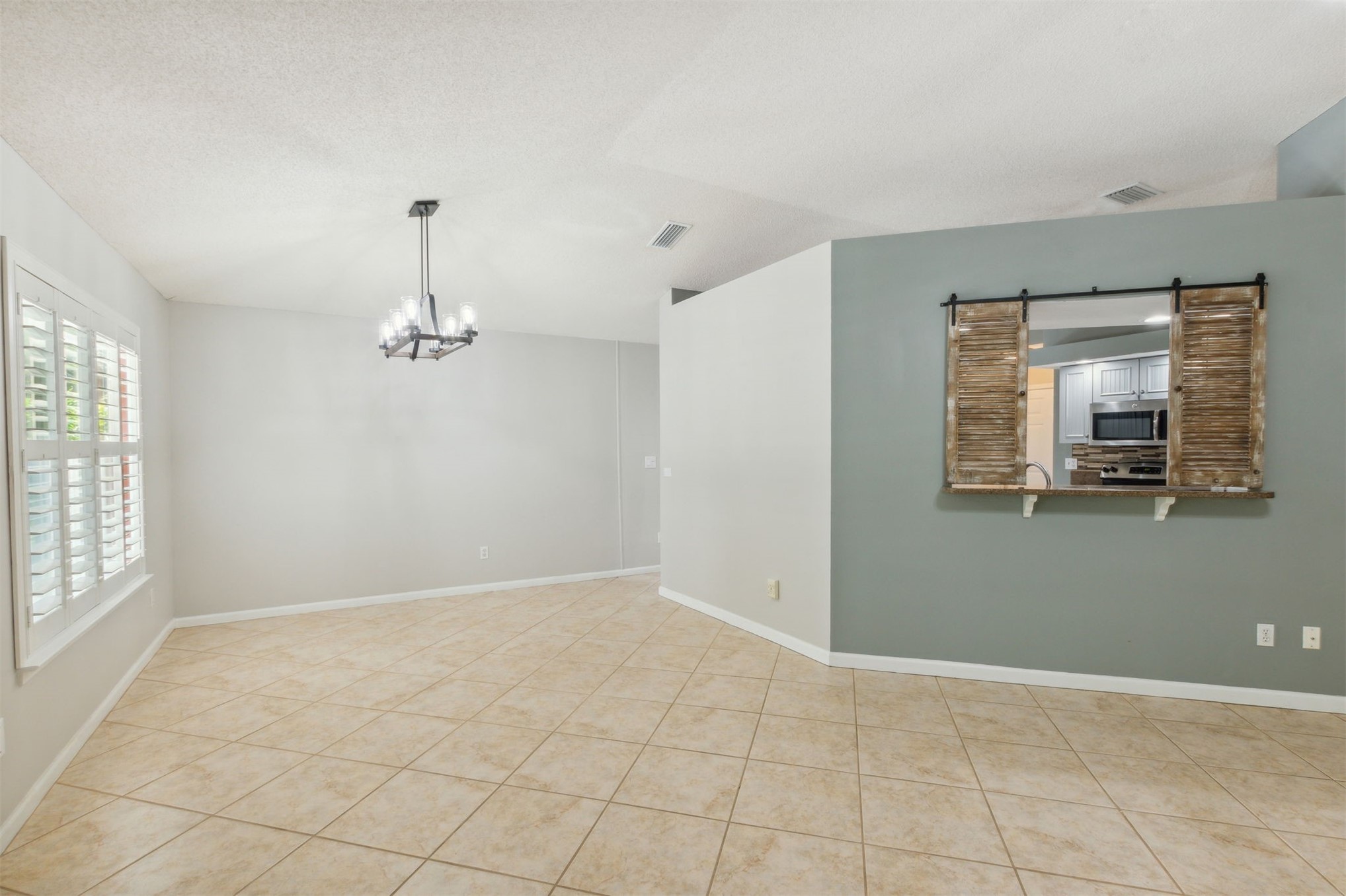2170 TAURUS COURT