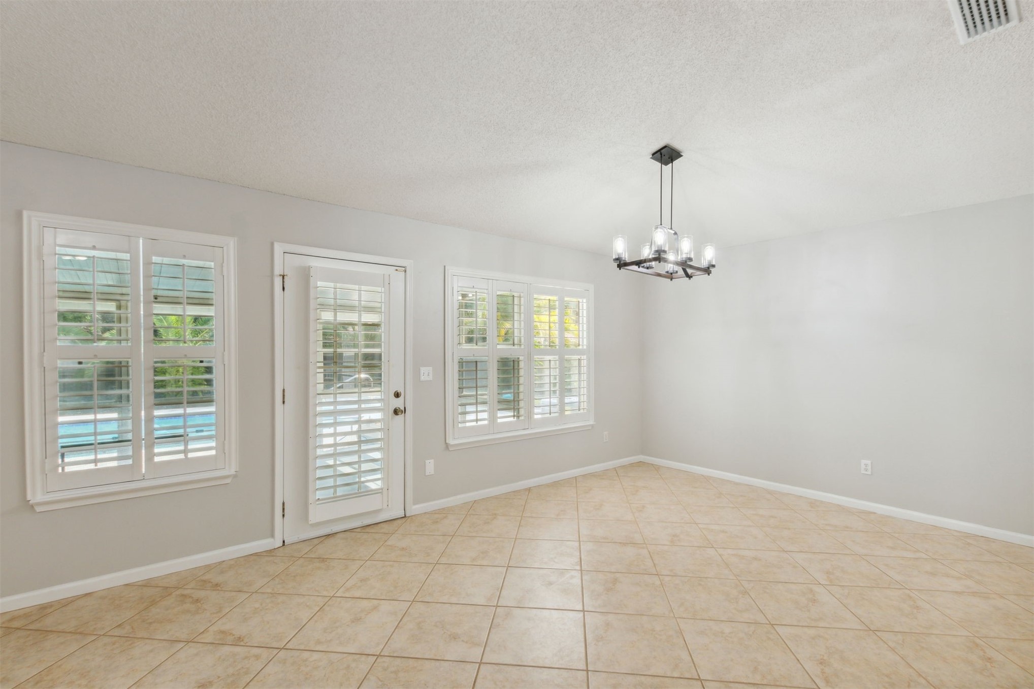 2170 TAURUS COURT