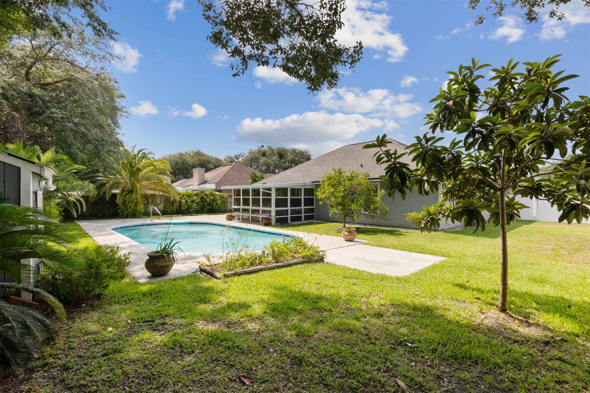 2170 TAURUS COURT