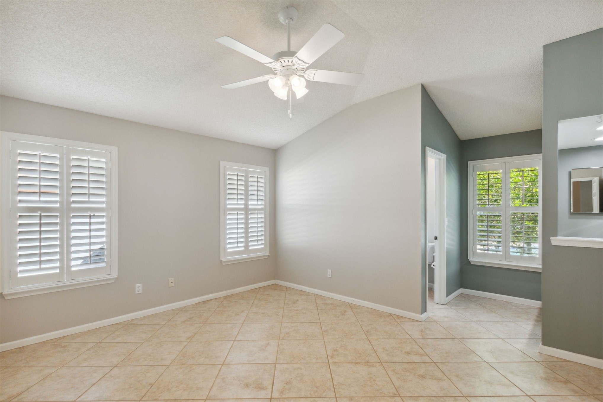 2170 TAURUS COURT