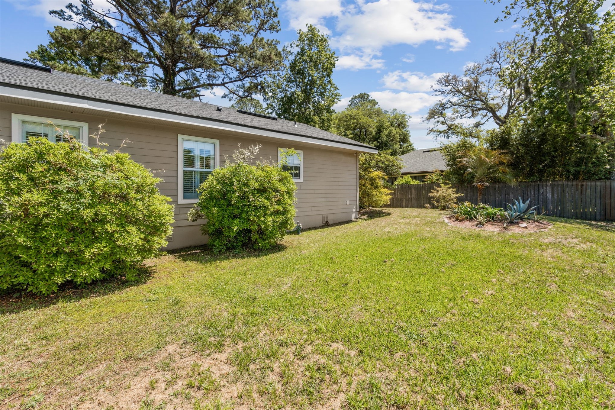 1424 NOTTINGHAM DRIVE