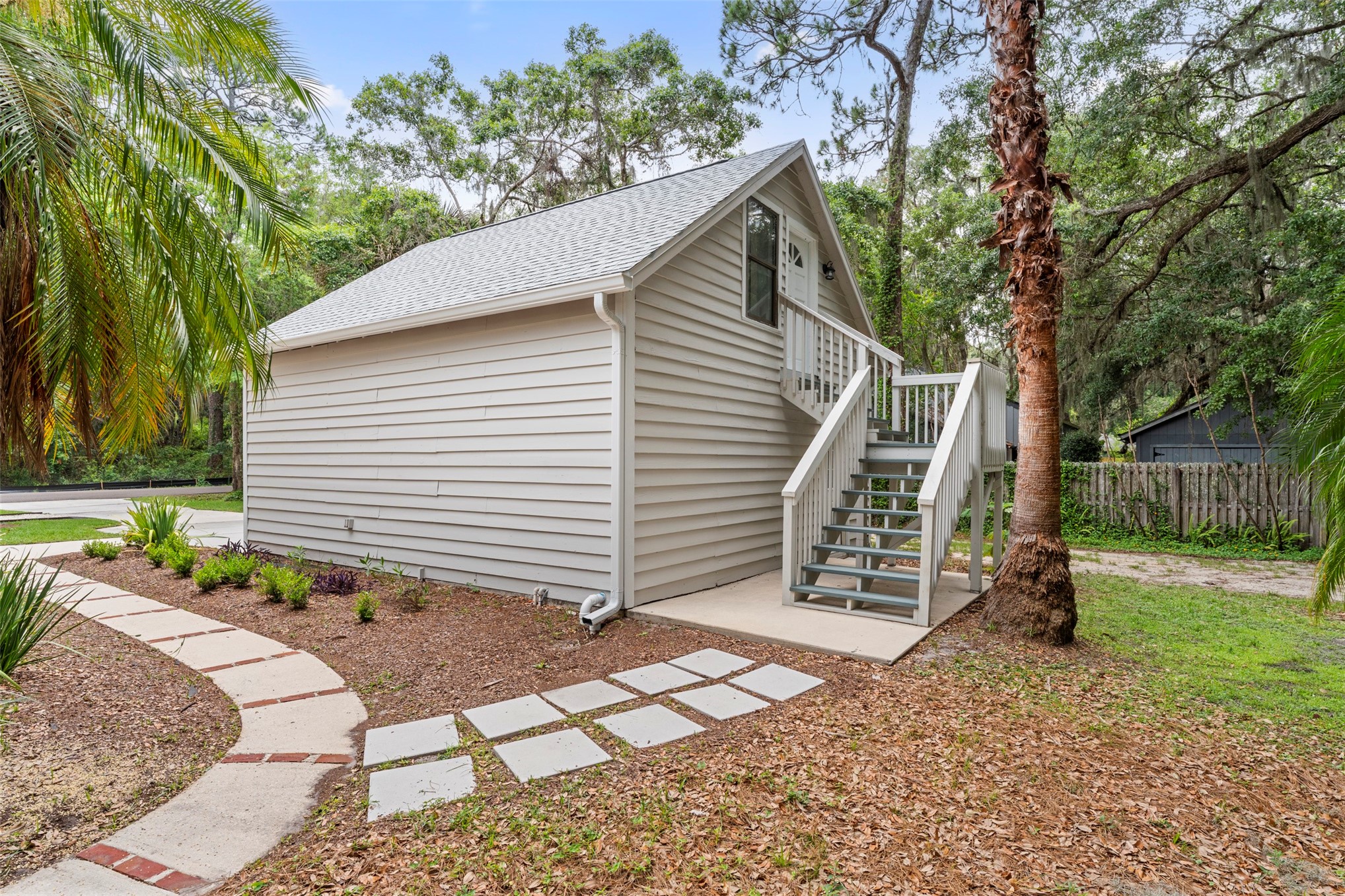 1381 FORREST DRIVE