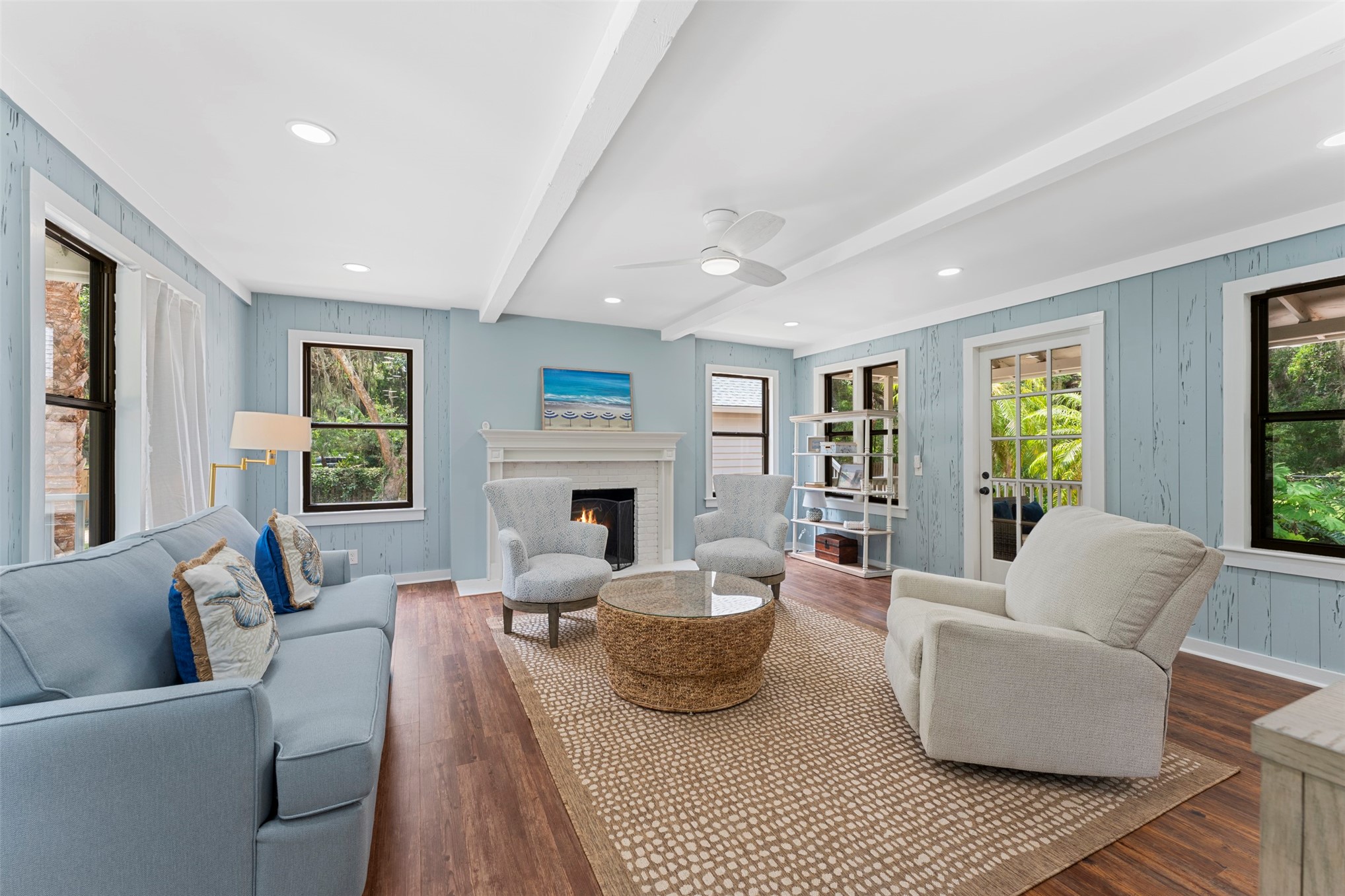 1381 FORREST DRIVE
