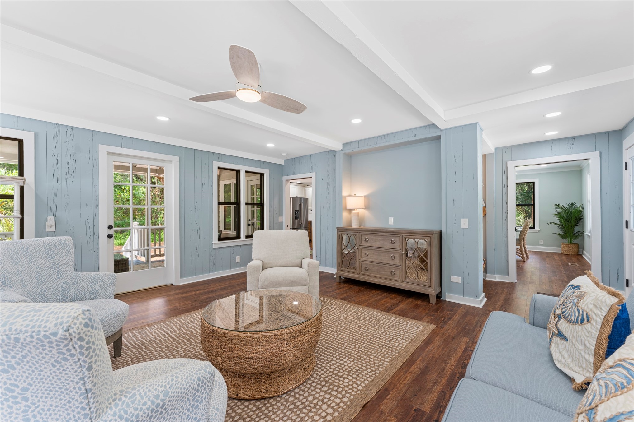 1381 FORREST DRIVE