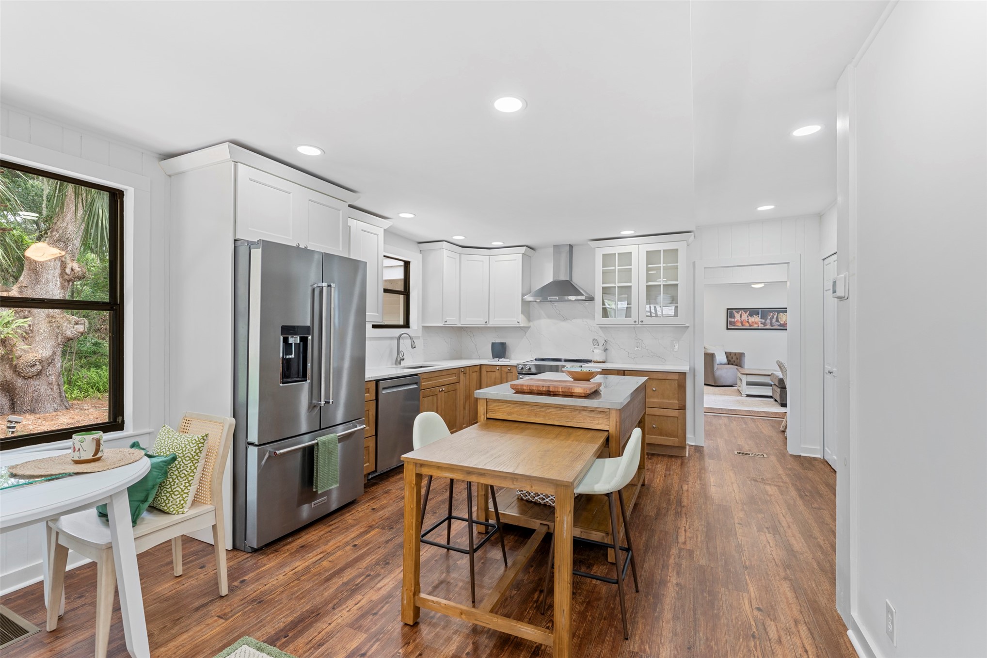 1381 FORREST DRIVE