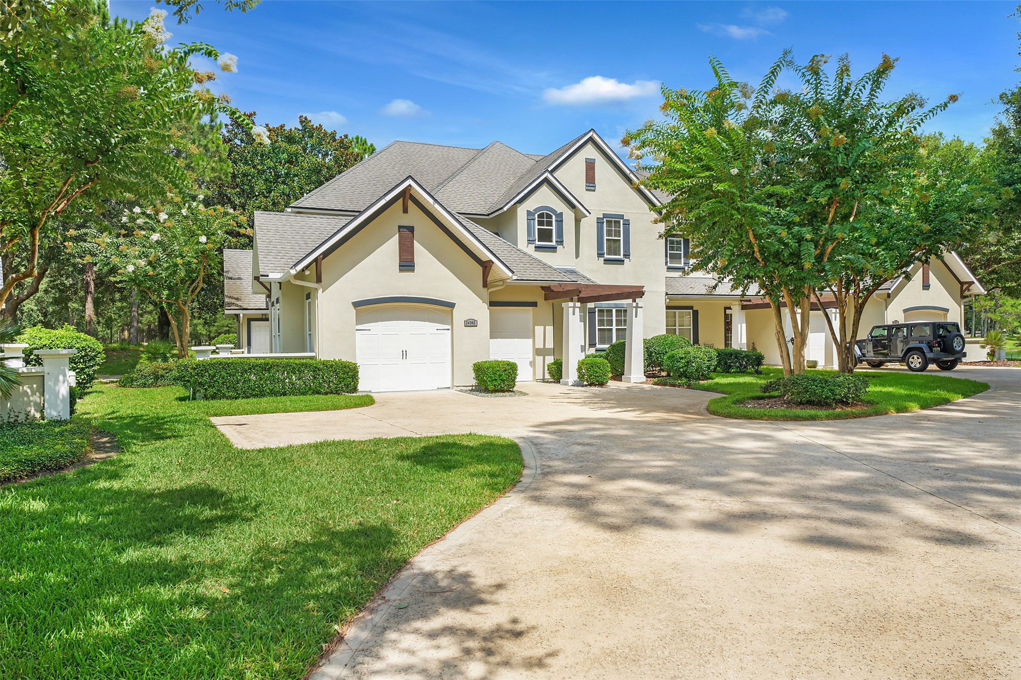 94040 HEMLOCK COURT