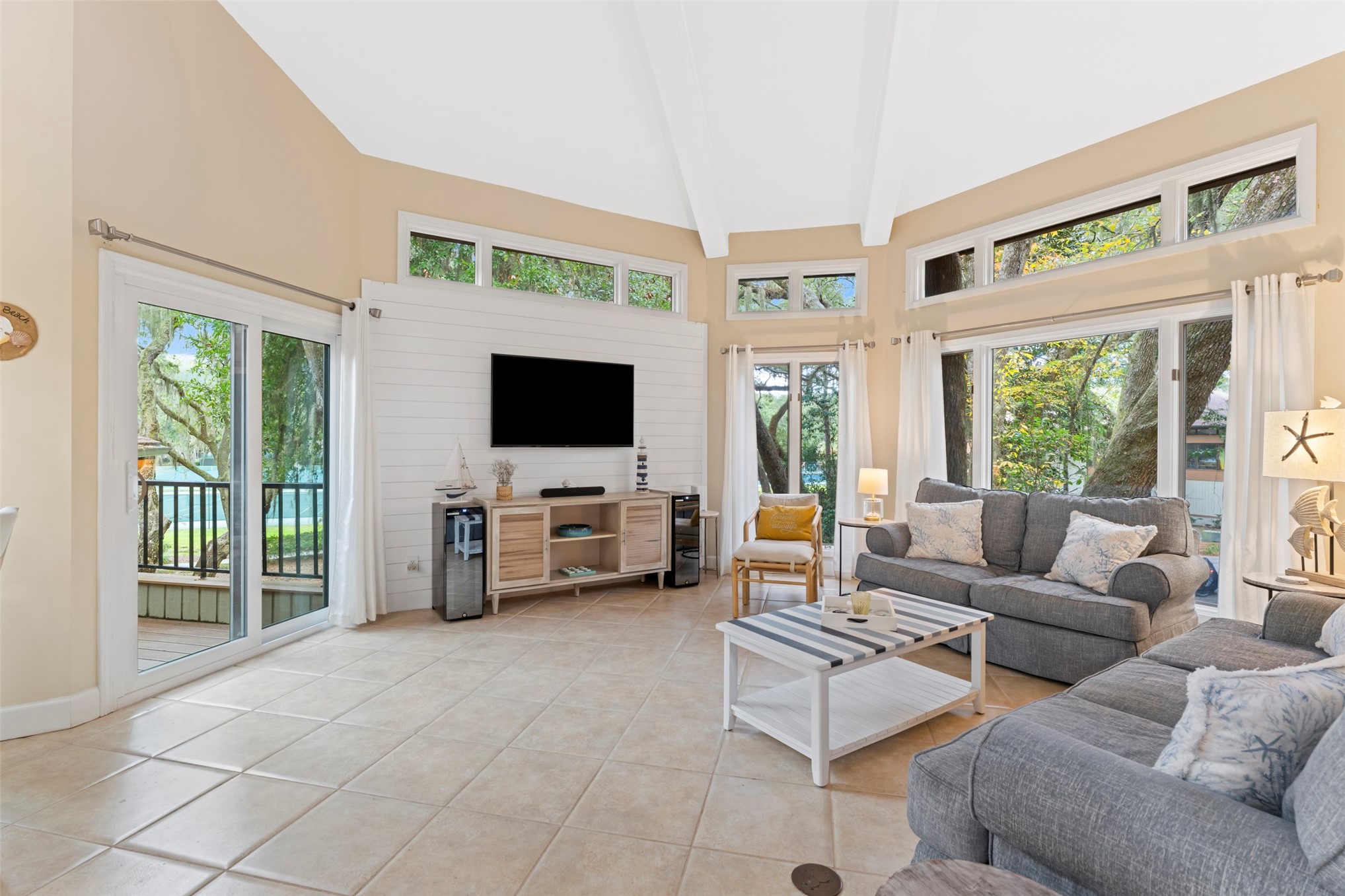 2341 / 2343 BOXWOOD LANE 2341