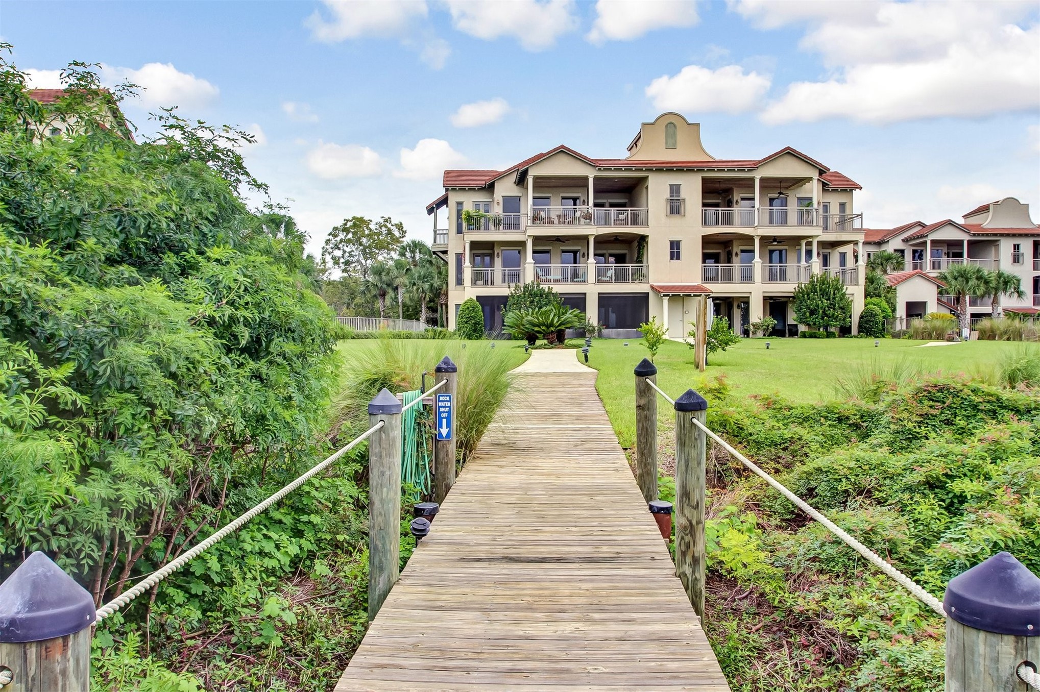5025 FIRST COAST HIGHWAY 202B