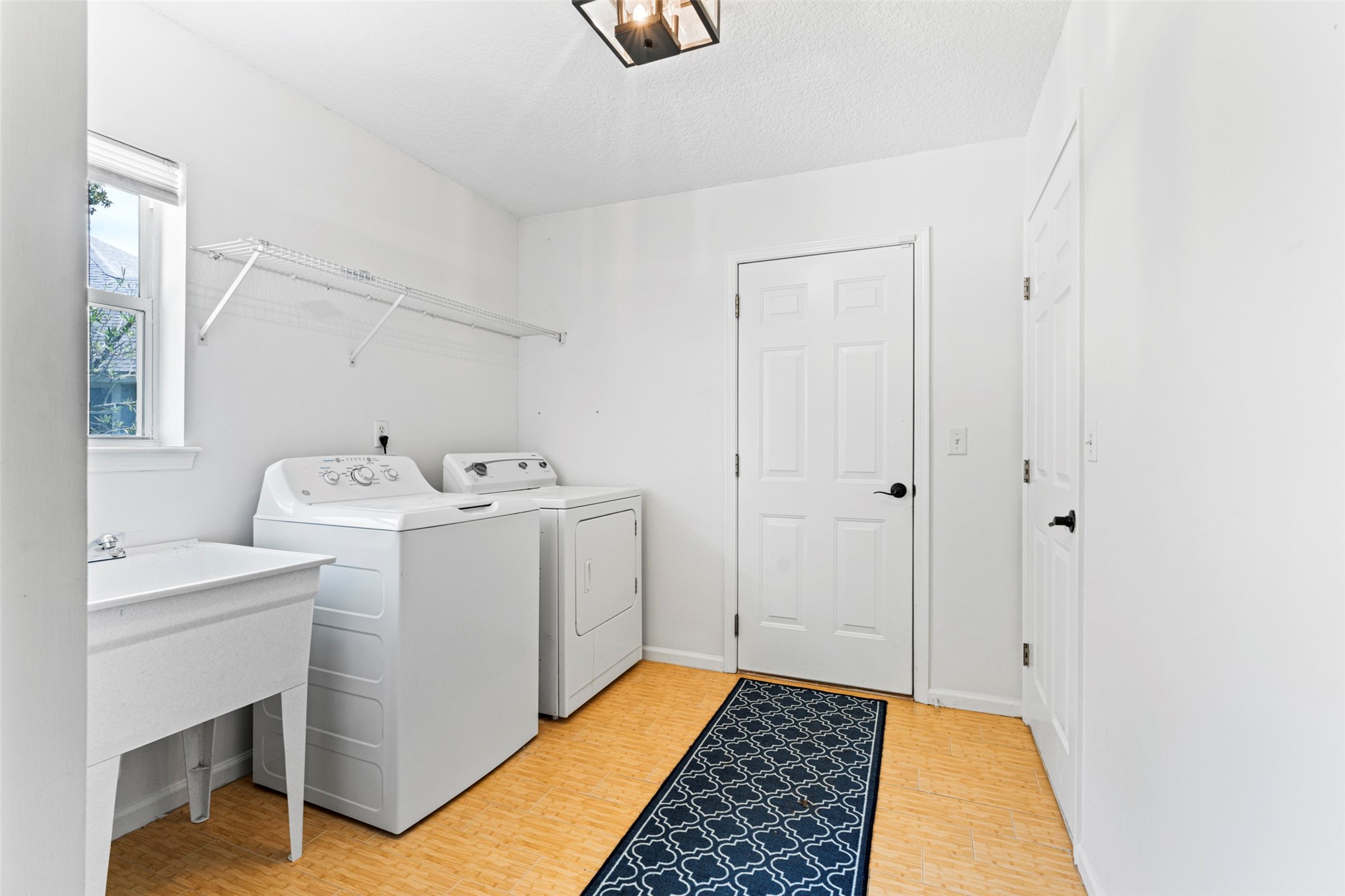 2191 HIGH RIGGER PLACE