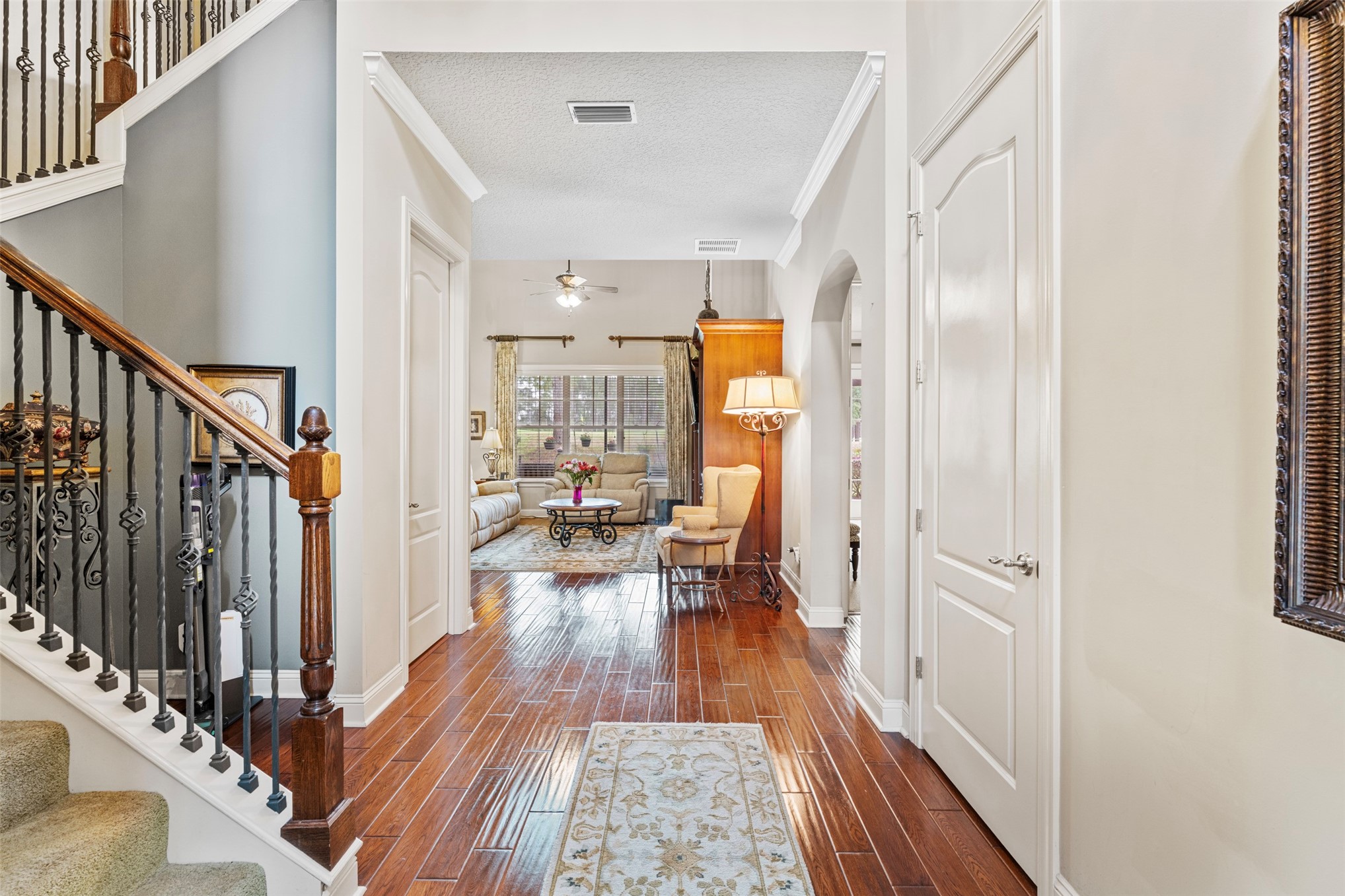 94036 HEMLOCK COURT