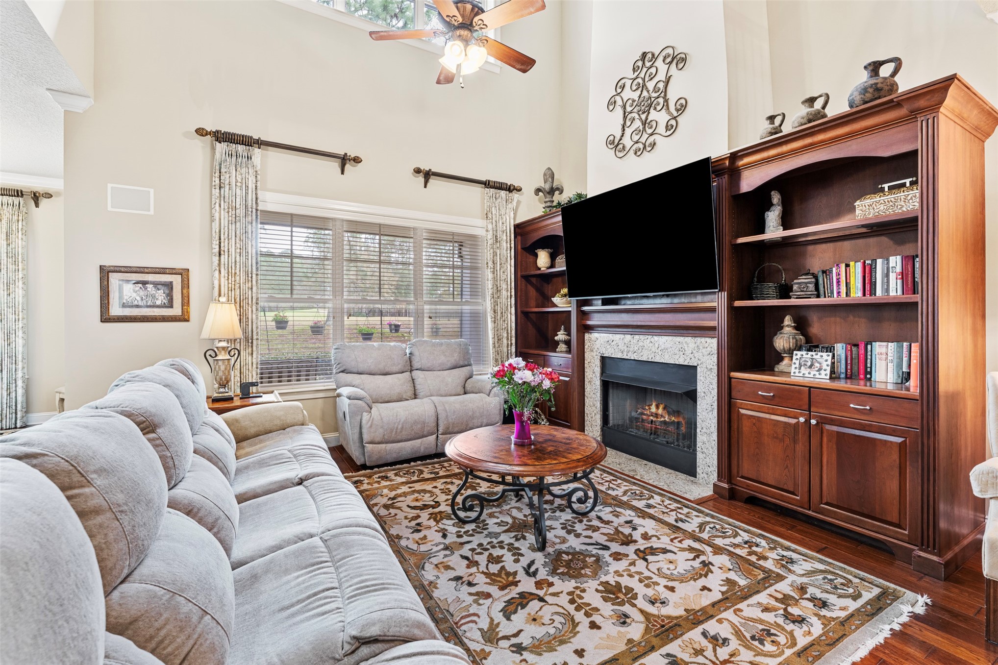 94036 HEMLOCK COURT