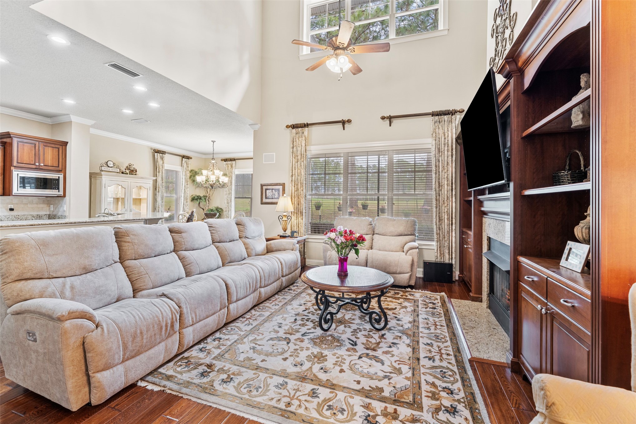 94036 HEMLOCK COURT