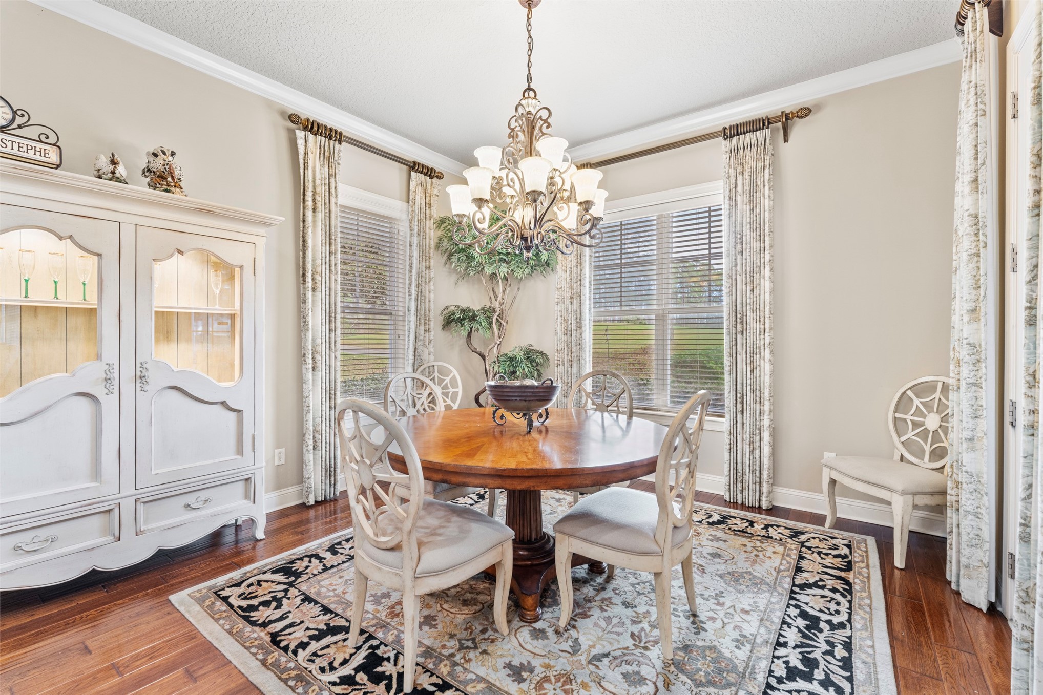 94036 HEMLOCK COURT